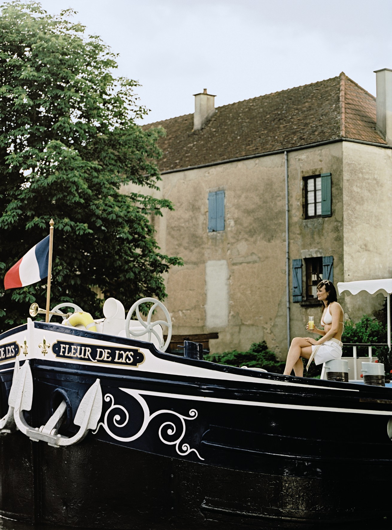 Belmond River Cruises Belmond Fleur de Lys Exterior 6.jpg